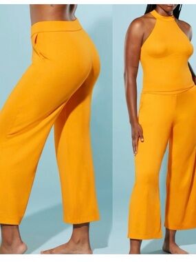 YITTY by FABLETICS Body Butter Straight Leg Pant in Mimosa - size Medium